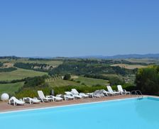Italy Tuscany Asciano vacation rental compare prices direct by owner 4444684