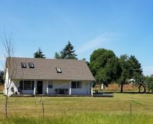 United States Washington Yelm vacation rental compare prices direct by owner 1397629