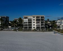 United States Florida Fort Myers Beach vacation rental compare prices direct by owner 681849