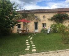 France Nouvelle-Aquitaine Marillac-Le-Franc vacation rental compare prices direct by owner 3868978