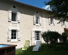France Nouvelle-Aquitaine Saint-Avit vacation rental compare prices direct by owner 5143759