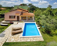 Croatia Istarska županija Žminj vacation rental compare prices direct by owner 4149261