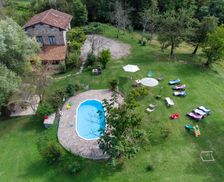 Italy Tuscany Gallicano vacation rental compare prices direct by owner 4030284