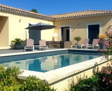 France Provence-Alpes-Côte-D’Azur Crillon-Le-Brave vacation rental compare prices direct by owner 3965438