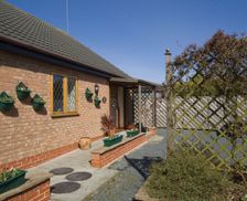 United Kingdom  Atwick, near Hornsea vacation rental compare prices direct by owner 6704640