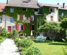 France Bourgogne-Franche-Comté Clairvaux-Les-Lacs vacation rental compare prices direct by owner 5019752