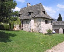 France Auvergne-Rhône-Alpes Mourjou vacation rental compare prices direct by owner 6711612