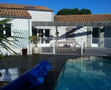 France Nouvelle-Aquitaine Angoulins vacation rental compare prices direct by owner 4490828