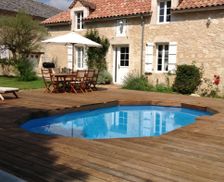 France Occitanie Mauroux vacation rental compare prices direct by owner 4158086