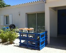 France Nouvelle-Aquitaine Port-Des-Barques vacation rental compare prices direct by owner 4362371