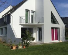 France Bretagne Larmor-Plage vacation rental compare prices direct by owner 5112642