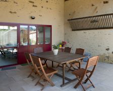 France Pays de la Loire Essarts en Bocage vacation rental compare prices direct by owner 4115077