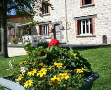 France Auvergne-Rhône-Alpes Thiers vacation rental compare prices direct by owner 6717755