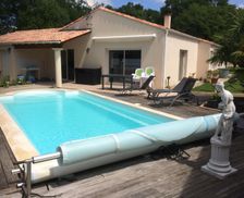 France Nouvelle-Aquitaine Breuillet vacation rental compare prices direct by owner 6369773