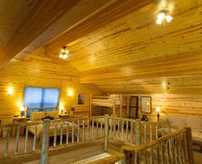 United States Montana Silver Gate vacation rental compare prices direct by owner 334091
