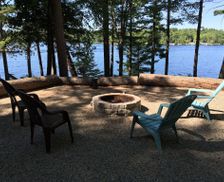 United States Maine Raymond vacation rental compare prices direct by owner 1403204