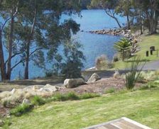 Australia TAS Eaglehawk Neck vacation rental compare prices direct by owner 9437402