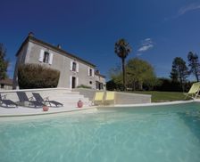 France Nouvelle-Aquitaine Bors (Canton De Tude-Et-Lavalette) vacation rental compare prices direct by owner 5821079