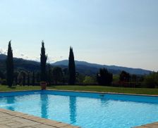 Italy Tuscany Villa Collemandina vacation rental compare prices direct by owner 4328855