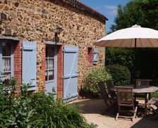 France Pays De La Loire Saint-Prouant vacation rental compare prices direct by owner 4315844