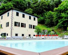 Italy Tuscany Castiglione di  Garfagnana Lucca vacation rental compare prices direct by owner 6629385