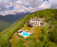 Italy Lucca Barga vacation rental compare prices direct by owner 4697349