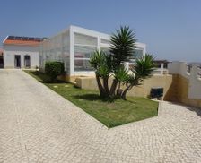 Portugal Centro São Pedro da Cadeira vacation rental compare prices direct by owner 4582898