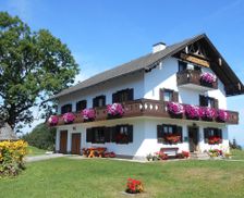 Austria Oberösterreich Weyregg am Attersee vacation rental compare prices direct by owner 4677381