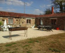 France Nouvelle-Aquitaine Gajoubert vacation rental compare prices direct by owner 9503770