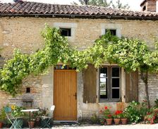 France Nouvelle-Aquitaine Lizant vacation rental compare prices direct by owner 4775632