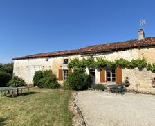 France Nouvelle-Aquitaine Lizant vacation rental compare prices direct by owner 4775632