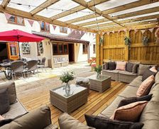 United Kingdom  Winterbourne vacation rental compare prices direct by owner 4938764