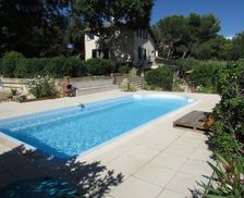 France Occitanie Villeneuve-Lès-Avignon vacation rental compare prices direct by owner 4157844