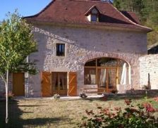 France Occitanie Saint-Cirq-Lapopie vacation rental compare prices direct by owner 4344004