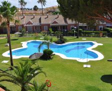 Spain Cadiz Chiclana de la Frontera vacation rental compare prices direct by owner 6599507