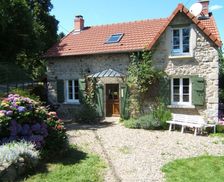 France Auvergne-Rhône-Alpes Arfeuilles vacation rental compare prices direct by owner 4730609