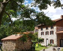 France Auvergne-Rhône-Alpes Domeyrat vacation rental compare prices direct by owner 3864807