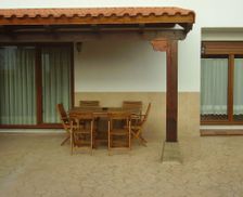 Spain Cantabria Santillana del Mar vacation rental compare prices direct by owner 3978018