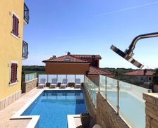 Croatia  Umag/Volparija vacation rental compare prices direct by owner 4458549