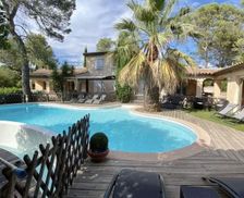 France Provence-Alpes-Côte-D’Azur Bagnols-En-Forêt vacation rental compare prices direct by owner 6597588