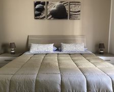 Italy Sicilia Marina di Ragusa vacation rental compare prices direct by owner 5696269