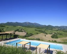 Italy Marche Pesaro Urbino vacation rental compare prices direct by owner 4432887