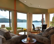 Canada British Columbia Gibsons vacation rental compare prices direct by owner 594389