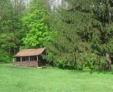 United States New York Shandaken vacation rental compare prices direct by owner 595208