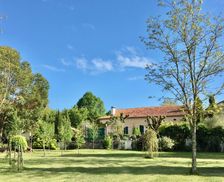 France Nouvelle-Aquitaine Saint-Privat-en-Périgord vacation rental compare prices direct by owner 10251643