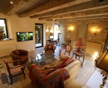 France Nouvelle-Aquitaine Tamniès vacation rental compare prices direct by owner 4749731