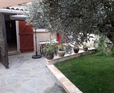 France Provence-Alpes-Côte d'Azur Champtercier vacation rental compare prices direct by owner 4950020