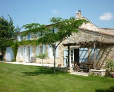 France Nouvelle-Aquitaine Corme-Royal vacation rental compare prices direct by owner 4961875