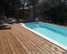 France Occitanie Beaucaire vacation rental compare prices direct by owner 6755325