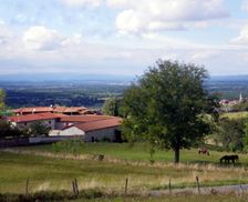 France Auvergne-Rhone-Alpes SAINT CYR LES VIGNES vacation rental compare prices direct by owner 4896748